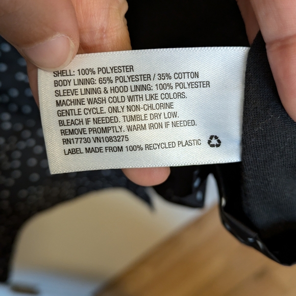 Hooded Polka Dot Rain Jacket - Small - Picture 5 of 11